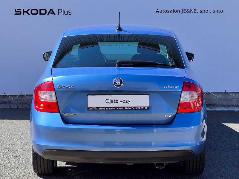 Škoda Rapid (2012) Ambition PLUS 1.2 TSI 63kW - fotka 9 z 21