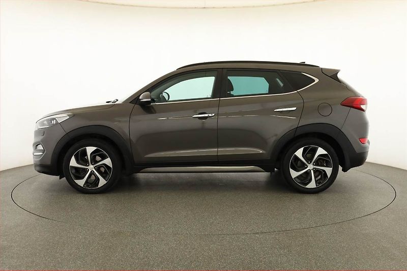 Hyundai Tucson (2015) Premium 2.0 CRDi, 4X4 - fotka 3 z 19