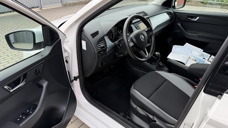 Škoda Fabia (2017) 1.2TSi*81kW*DSG*STYLE*AUTOMAT* - fotka 9 z 21