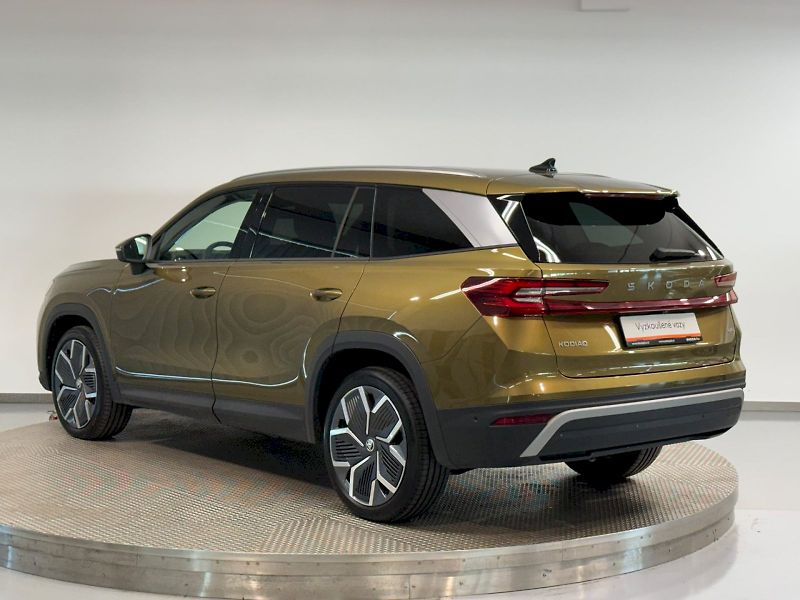 Škoda Kodiaq (2024) EXCLUSIVE 2.0TDI 142KW DSG 7 M - fotka 7 z 44
