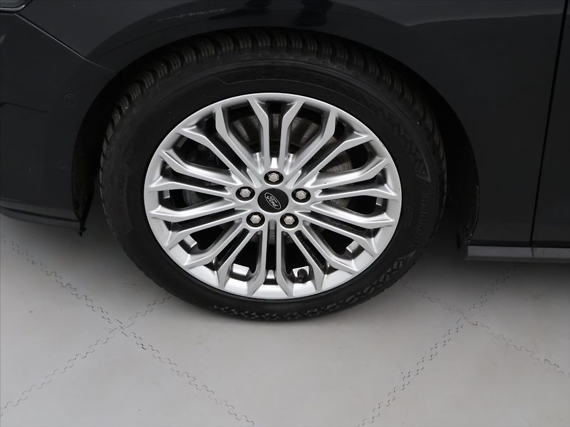 Ford Focus 2,0 TDCI 110kW Titanium LED - fotka 26 z 33
