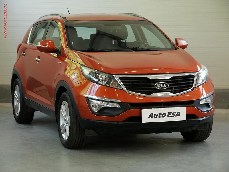 Kia Sportage (2011) 2.0 CRDi 4x4, ČR, AC, TZ - fotka 1 z 22