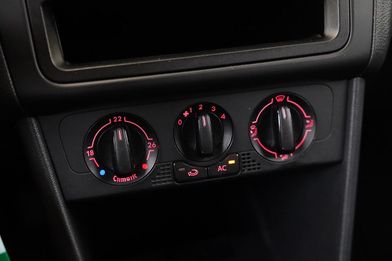 Volkswagen Polo - fotka 17 z 21