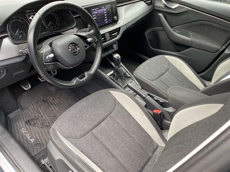 Škoda Scala (2020) 1.5 TSI Style - fotka 6 z 35