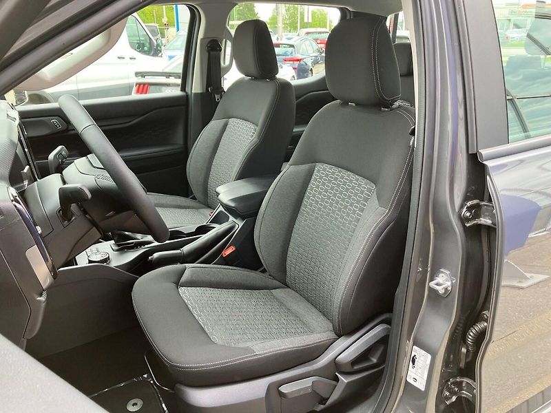 Ford Ranger (2025) XLT, Dvojkabina, 2.0 EcoBlue 1 - fotka 21 z 31