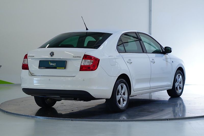 Škoda Rapid - fotka 2 z 26