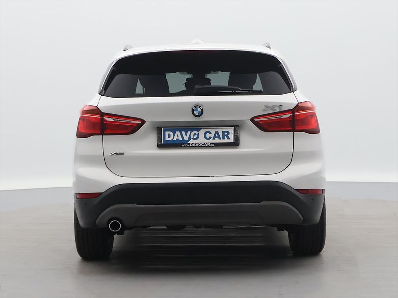 BMW X1 2.0 18d  xD Aut CZ Advantage - fotka 6 z 28