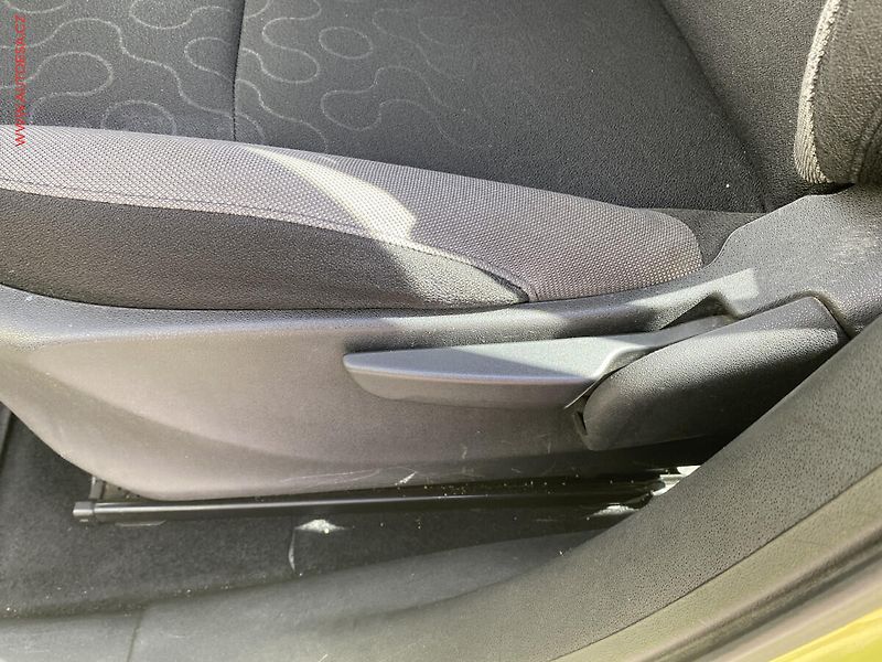 Citroën C3 Picasso (2009) 1.4 i, AC, temp - fotka 14 z 15