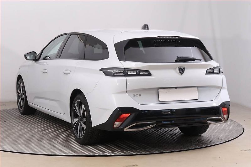 Peugeot 308 (2024) 1.2 PureTech - fotka 4 z 20