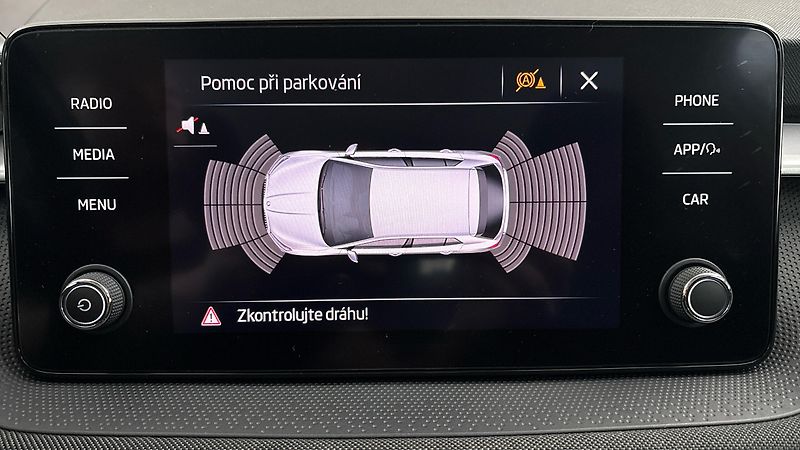 Škoda Fabia 1.0 TSI Style - fotka 12 z 23