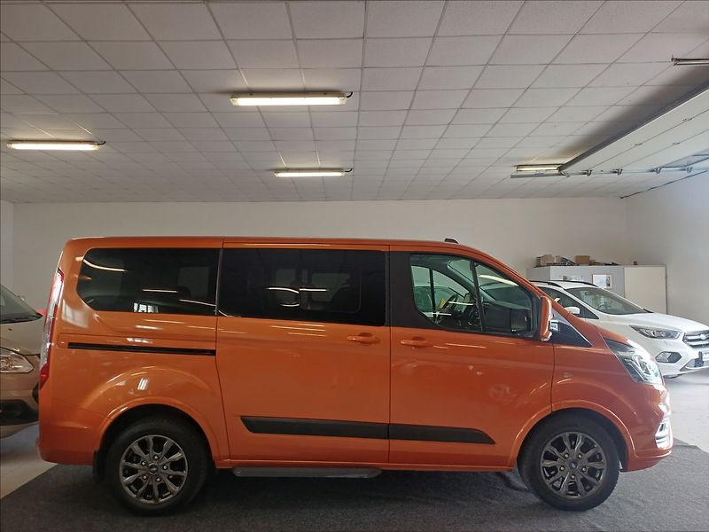 Ford Tourneo Custom 2,0 Titanium,1maj,po servisu - fotka 3 z 27
