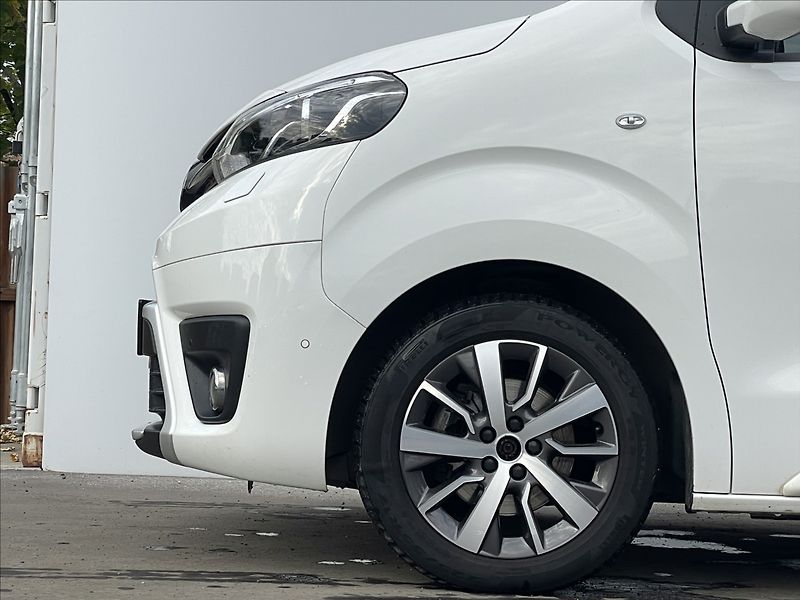 Toyota ProAce Verso 2,0 D-4D L2 Family WEBA 8 Míst - fotka 20 z 24