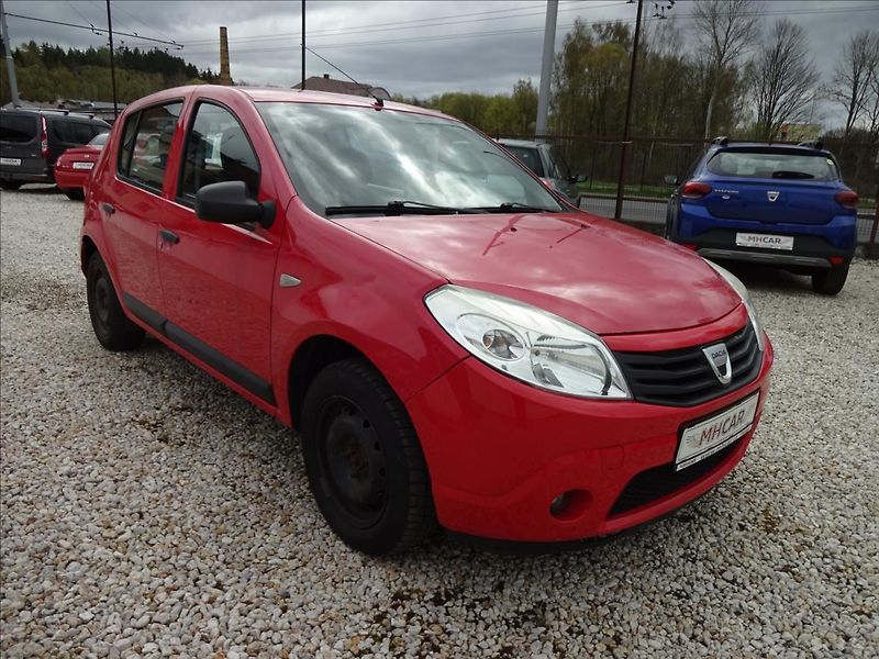 Dacia Sandero 1,4i 55kW - fotka 9 z 39