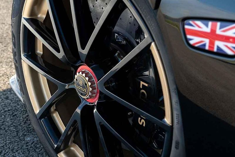 Lotus Evija v limitované edici Fittipaldi.