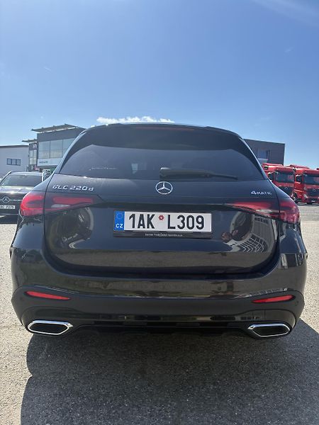 Mercedes-Benz GLC (2025) 220d 4MATIC - fotka 4 z 15