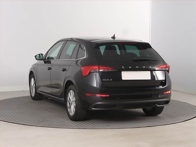 Škoda Scala (2023) 1.5 TSI, Automat, ČR,1.maj - fotka 4 z 16