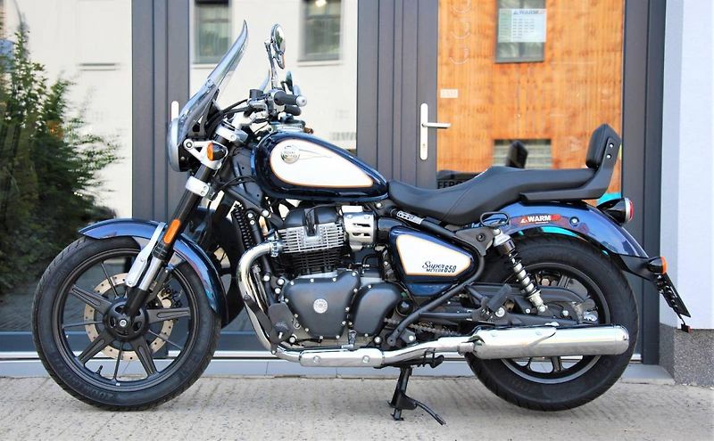Royal Enfield Super Meteor 650 (2026) CELESTIAN BLUE - fotka 5 z 25