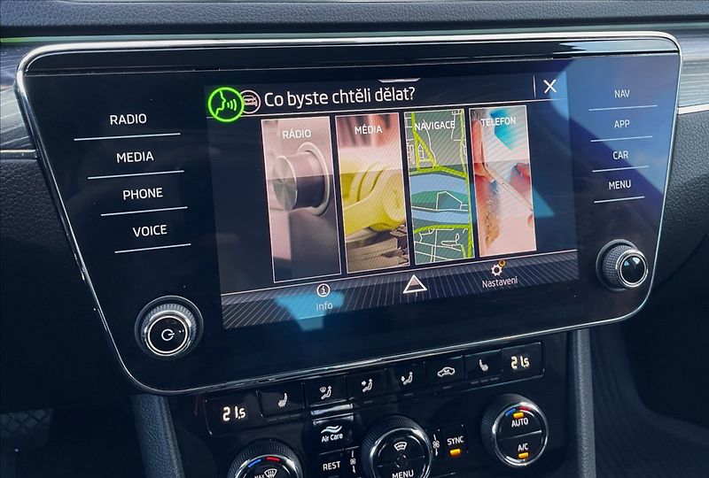 Škoda Superb 2,0 TDi,147kW,STYLE,DSG - fotka 16 z 28