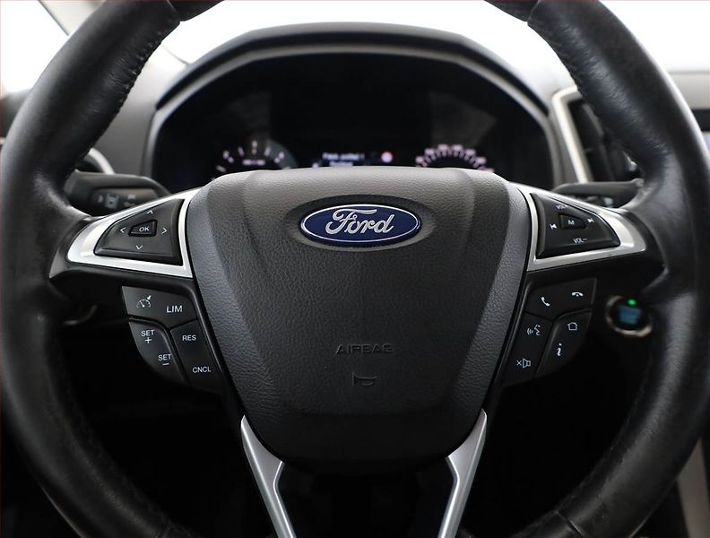 Ford S-MAX (2016) 2.0 TDCi, 4X4, Navi, Tempomat - fotka 8 z 15