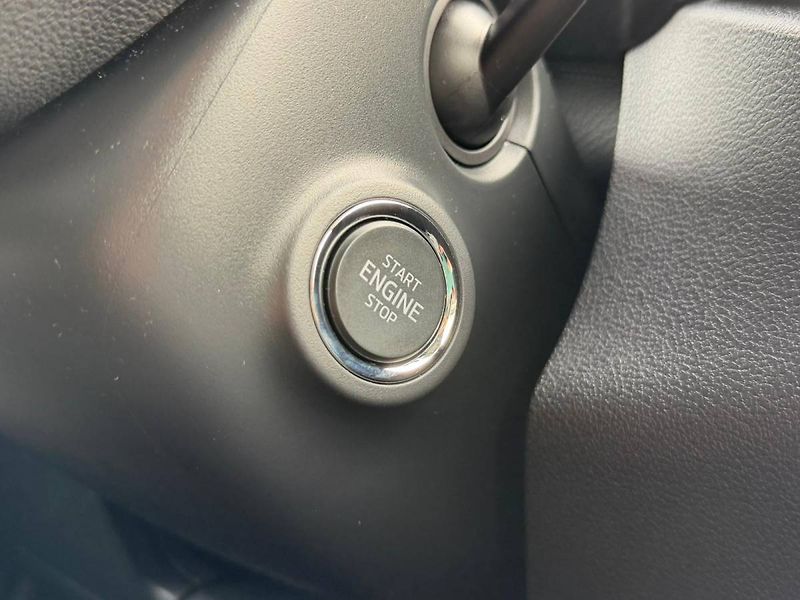 Škoda Fabia Selection 1,0 TSI 70 kW 5° MP - fotka 17 z 26