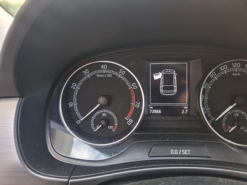 Škoda Fabia III kombi 1,0 TSi 6Z93762 - fotka 23 z 26