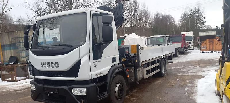 Iveco Eurocargo 160E28P - HNJ HIAB s dálkou - fotka 2 z 12