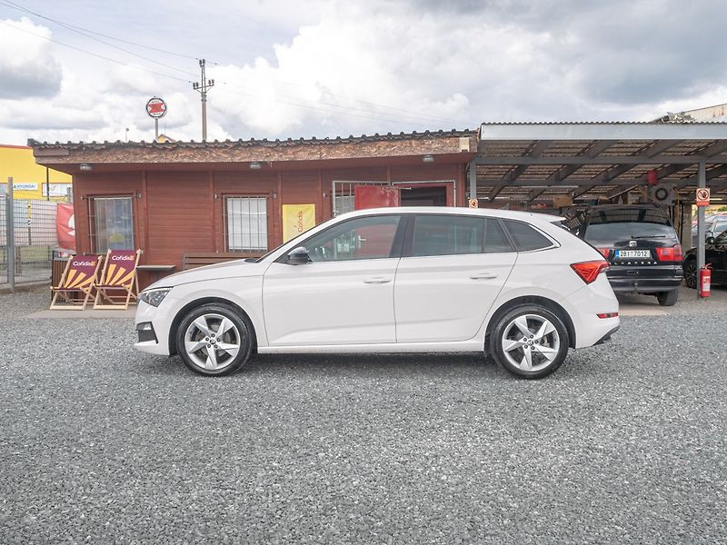 Škoda Scala (2019) ČR 1.6TDI DSG – ČERNÝ STROP - fotka 8 z 46
