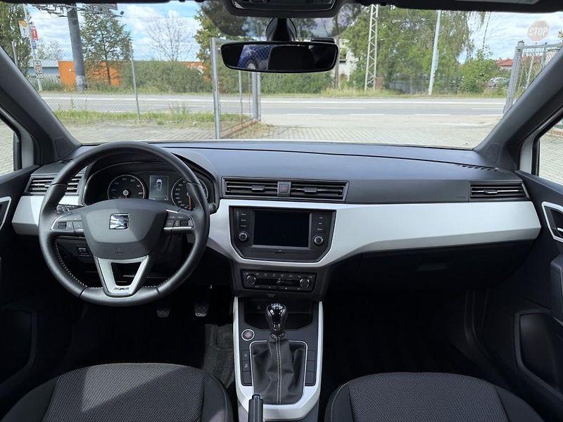 Seat Arona 1.0 TGI Xcellence, LED. - fotka 8 z 19