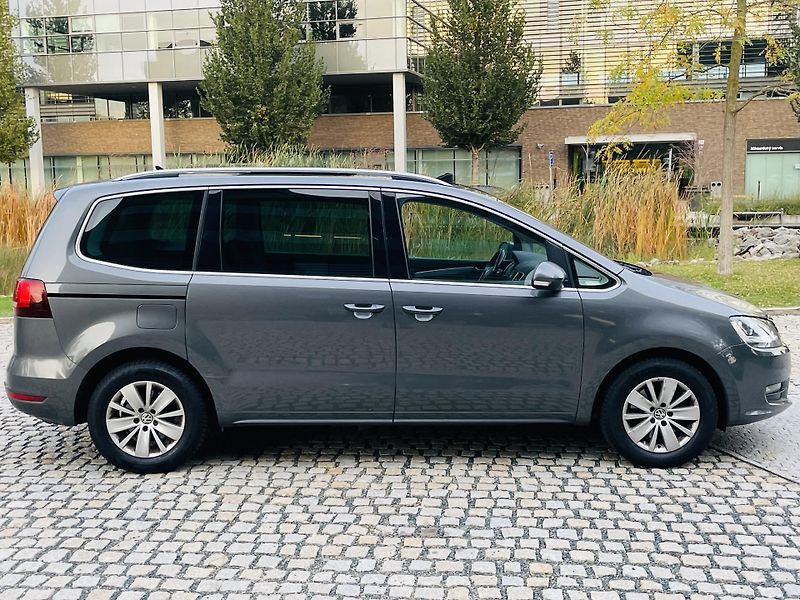 Volkswagen Sharan 2.0TDI MAN 7MÍST TAŽNÉ KAMERA - fotka 11 z 46