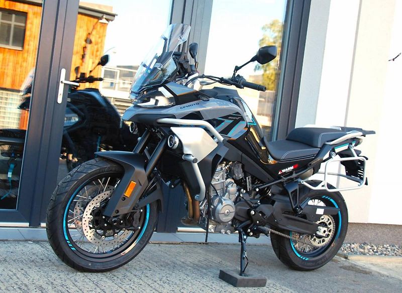 CFMOTO 800 MT (2026) 800MT Sport BLACK - fotka 4 z 20