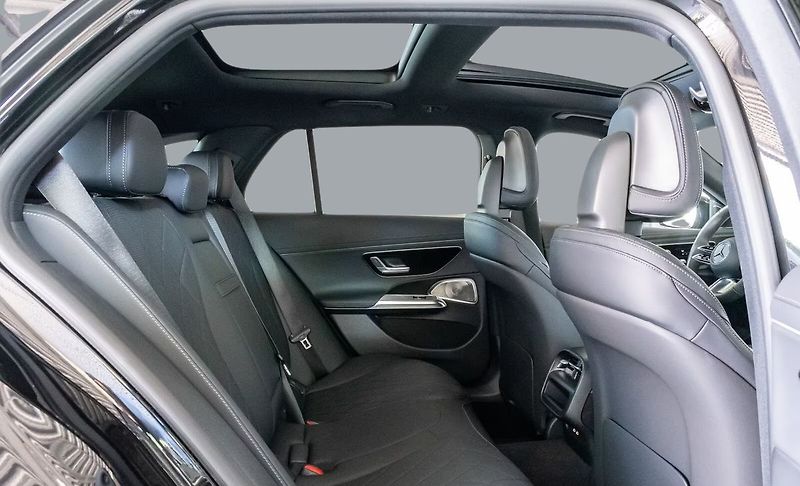 Mercedes-Benz Třídy E d AMG Premium Airmatic - fotka 12 z 12