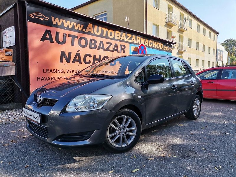 Toyota Auris (2009) 1.4VVTi 74kw ČR 5dv. Klima PDC - fotka 8 z 26