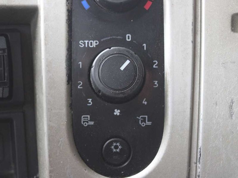 Renault Premium 380 dxi, EURO 5EEV, VZDUCHOVÉ - fotka 13 z 20