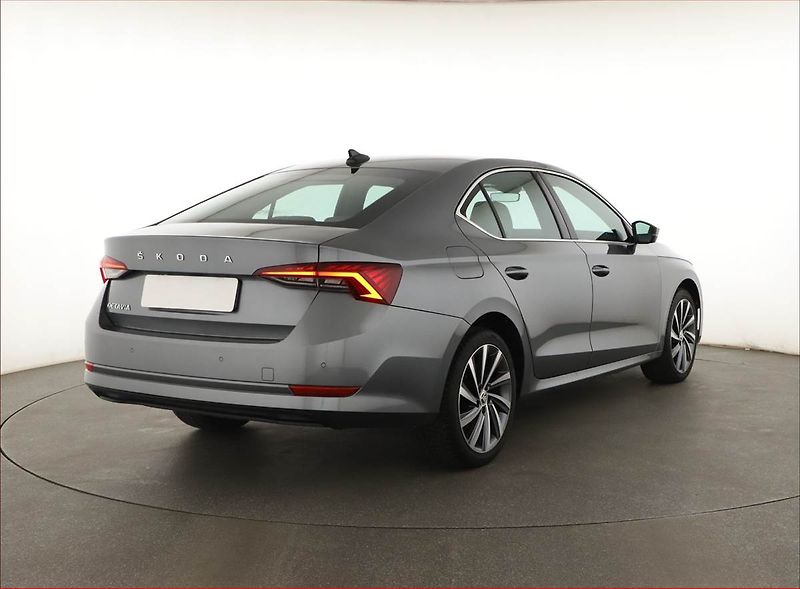 Škoda Octavia (2023) Style 1.5 TSI - fotka 5 z 17