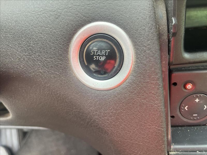 Renault Laguna 1,9 dCi TAŽNÉ SERVIS STK 3/28 - fotka 19 z 33