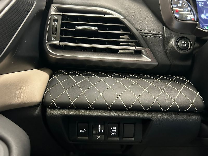 Subaru Outback (2024) 2.5 Comfort+ bílá kůže 2024 - fotka 37 z 52