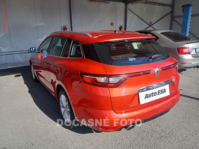 Renault Mégane (2017) 1.2 TCe, ČR, LED, navi, park - fotka 2 z 3