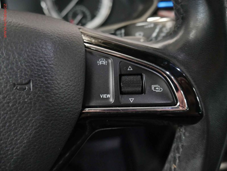 Škoda Superb (2020) 2.0 TDi, L&K, DSG - fotka 13 z 23