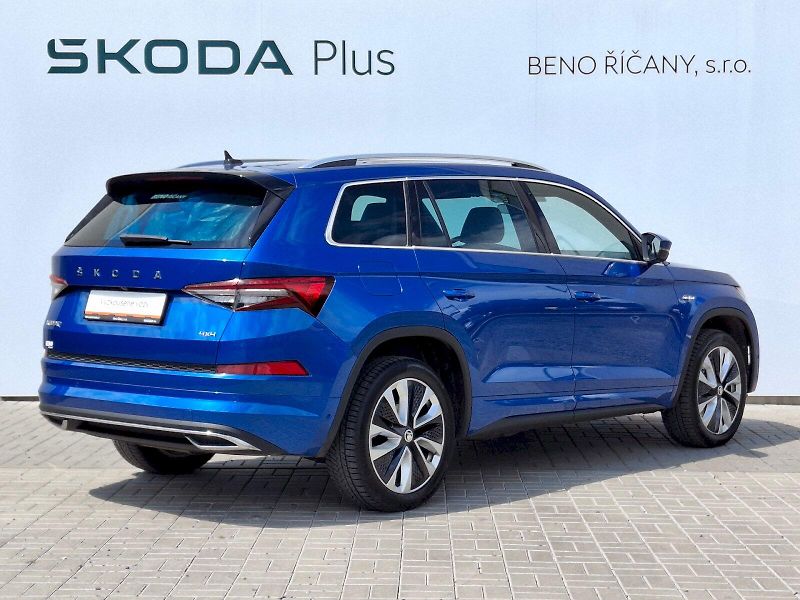 Škoda Kodiaq (2022) L&K DSG 4x4 2,0TDi 147kW - fotka 2 z 35