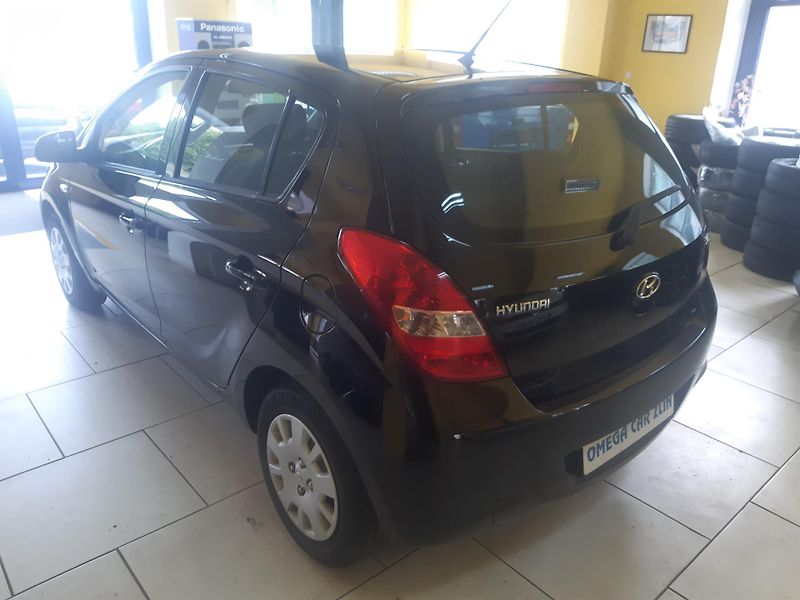 Hyundai i20 1.2 I KLIMA 57KW - fotka 5 z 19