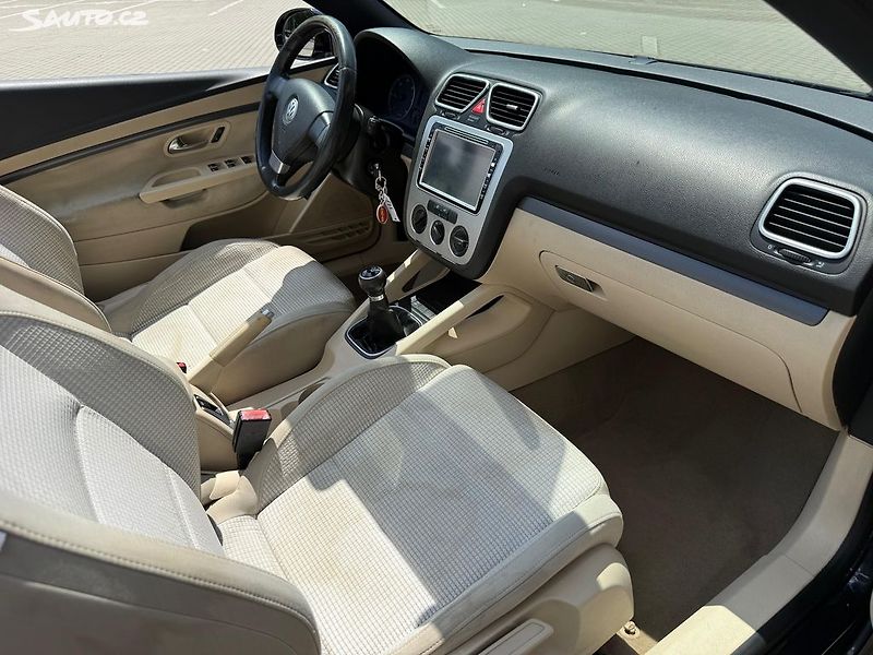 Volkswagen EOS (2007) 2.0TDI, 103kw - fotka 9 z 18