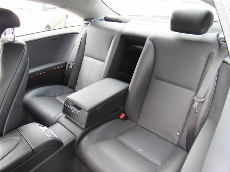 Mercedes-Benz CL 5,5 550 Elegance 285 KW - fotka 10 z 36