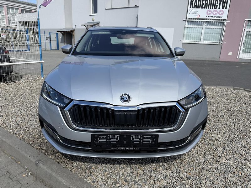 Škoda Octavia 1,5 TSi/110kW DSG e-TEC STYLE - fotka 2 z 80