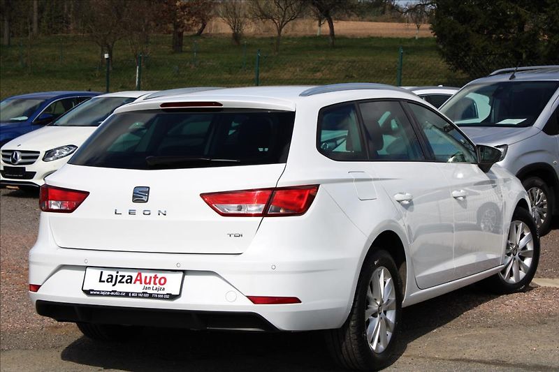 Seat Leon 1,6 TDi ST 85kW STYLE,serviska - fotka 6 z 42