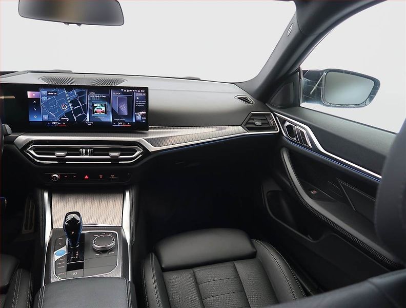BMW i4 (2022) M50, SoH 88% - fotka 8 z 34