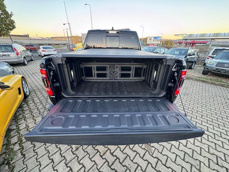 RAM 1500 (2024) LIM 4X4 291KW 5,7 HEMI 6 DPH - fotka 48 z 50