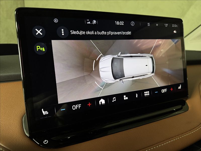 Škoda Enyaq 80 LED Matrix Assist Tepelko - fotka 32 z 50