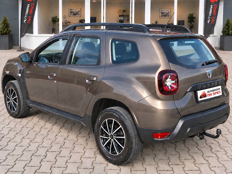 Dacia Duster (2020) 1.0TCe 74kW -1.MAJITEL-T.ZAŘ. - fotka 6 z 31