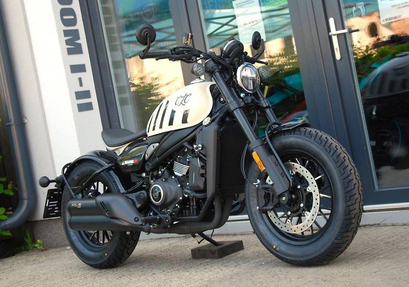 CFMOTO (2026) 450CL-C Bobber - fotka 2 z 25