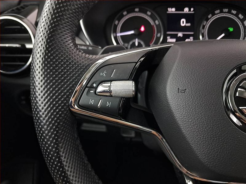 Škoda Fabia (2023) 1.0 TSI, Automat, Serv.kniha - fotka 17 z 19
